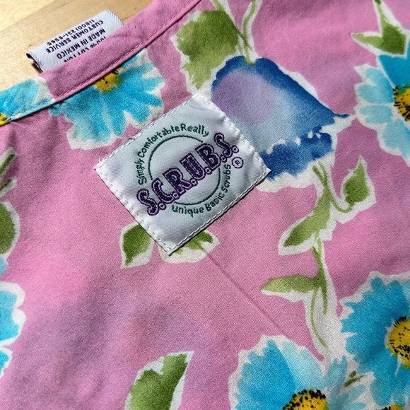 S.C.R.U.B.S. Pink Flower Patterned Scrub Top - Picture 4 of 5